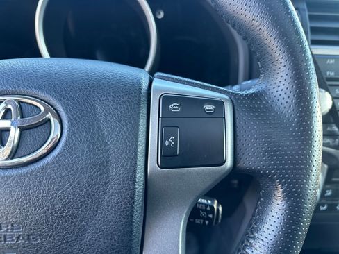 Used 2011 Toyota 4Runner Limited image 20