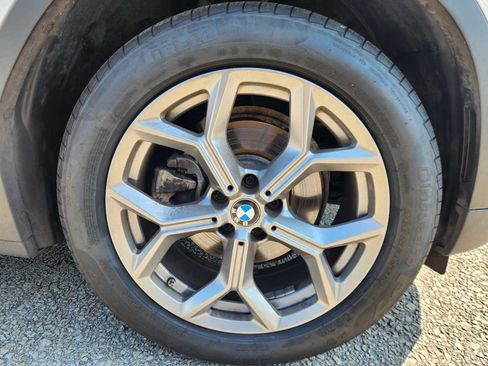 Used 2023 BMW X4 xDrive30i w/ Premium Package AWD/4WD image 21