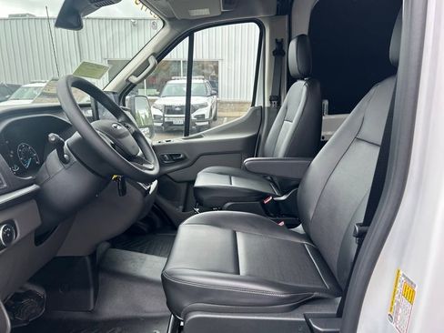 New 2025 Ford Transit 250 148 Medium Roof w/ Load Area Protection Package image 12