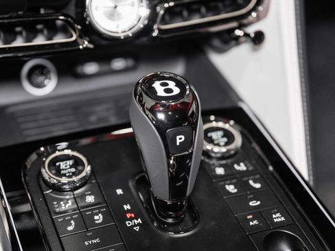 New 2026 Bentley Flying Spur Plug-In Hybrid AWD/4WD image 45