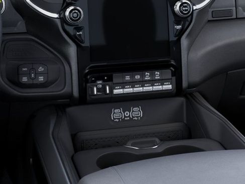 New 2026 RAM 2500 Big Horn AWD/4WD image 25