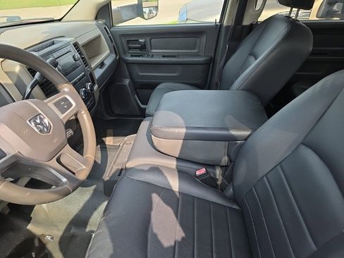Used 2011 RAM 3500 ST w/ Cold Weather Group image 9