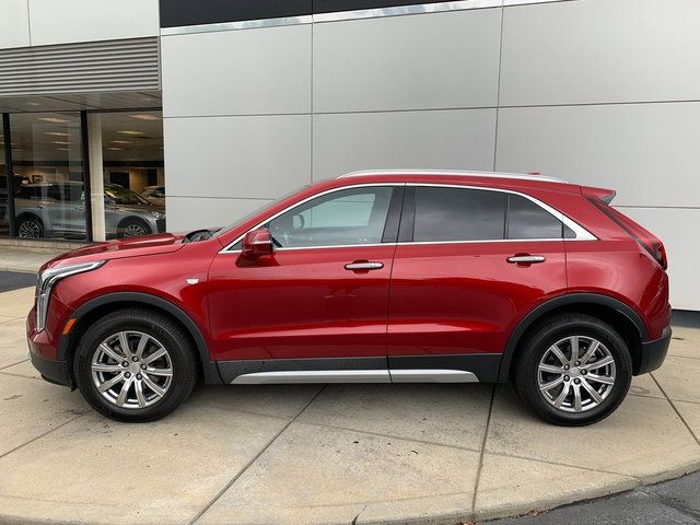 Used 2023 Cadillac XT4 Premium Luxury w/ Cold Weather Package AWD/4WD image 2