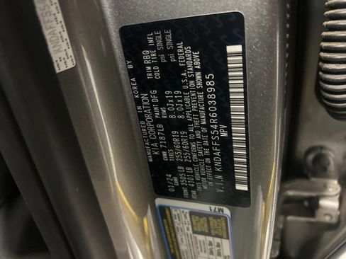 Certified 2024 Kia EV9 Wind AWD/4WD image 43