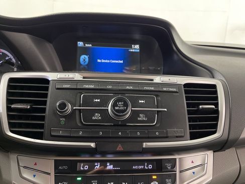 Used 2013 Honda Accord LX image 22