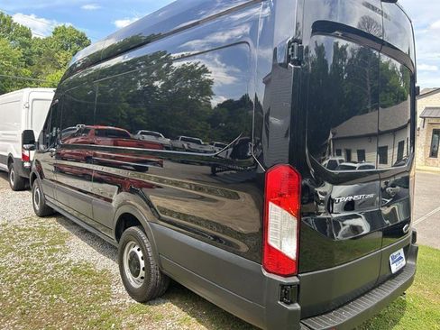 Used 2023 Ford Transit 250 148 High Roof Extended RWD image 5