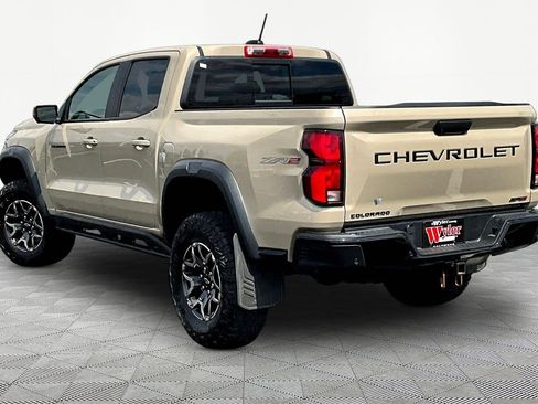 Used 2024 Chevrolet Colorado ZR2 w/ Technology Package image 4