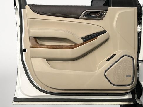 Used 2020 GMC Yukon Denali w/ Open Road Package image 14