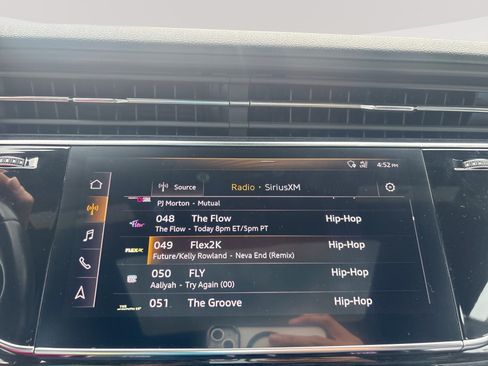 Used 2019 Audi Q8 Premium Plus AWD/4WD image 12