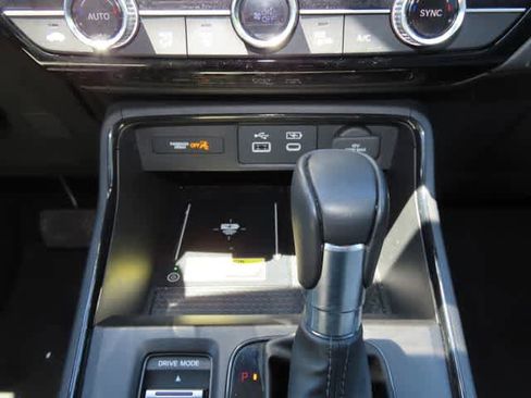 Used 2023 Honda CR-V EX-L image 21