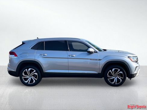 Used 2020 Volkswagen Atlas Cross Sport SEL Premium AWD/4WD image 7
