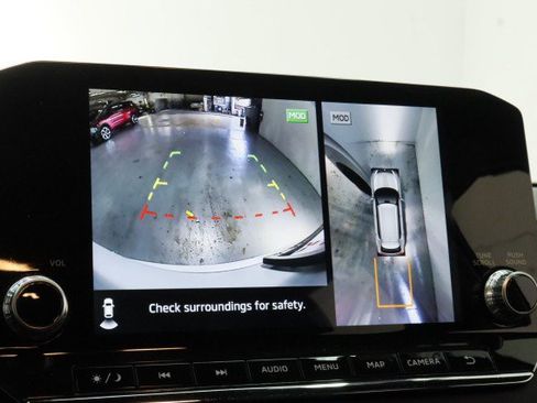 Used 2024 Mitsubishi Outlander SE FWD image 17