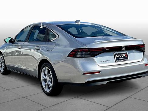 Used 2025 Honda Accord LX image 10