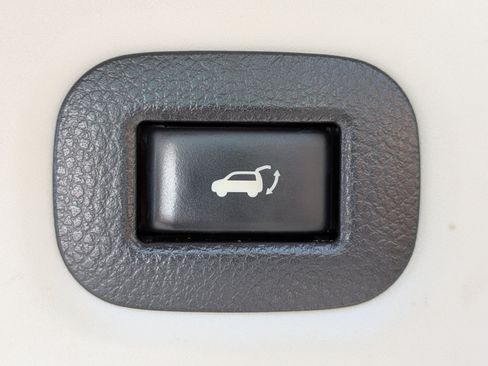 Used 2019 Nissan Rogue SV FWD image 10