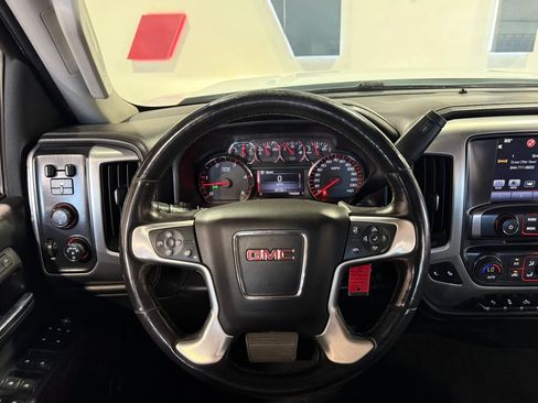 Used 2016 GMC Sierra 2500 SLT w/ Duramax Plus Package AWD/4WD image 11