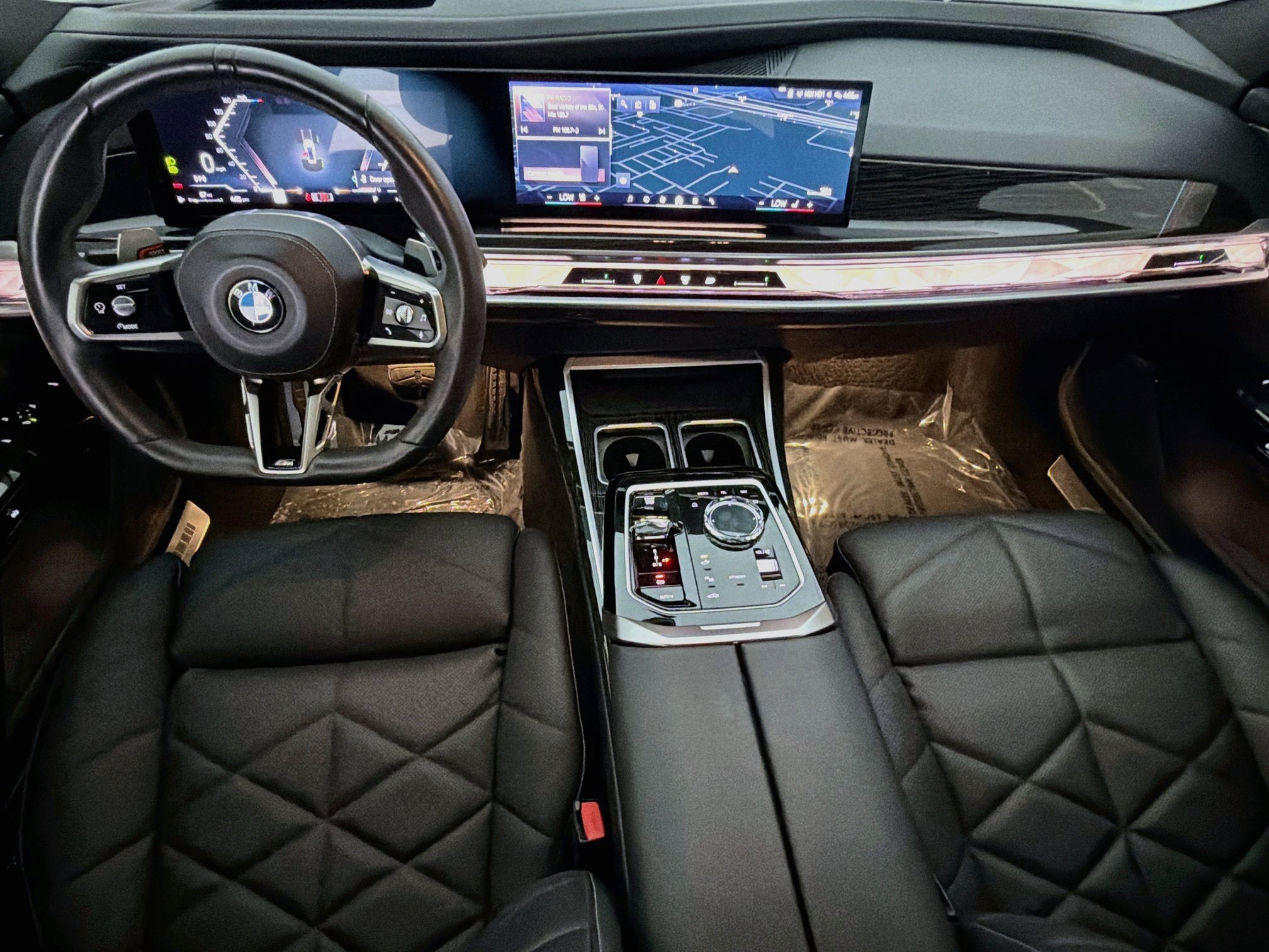 Used 2023 BMW 740i RWD image 16
