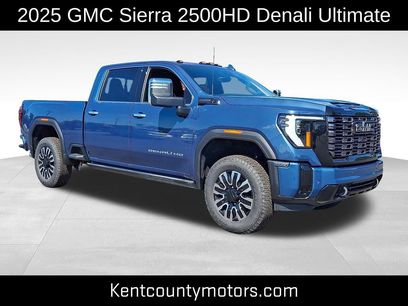 New 2025 GMC Sierra 2500 Denali Ultimate w/ Max Trailering Package