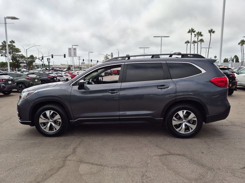 Certified 2022 Subaru Ascent Premium w/ Convenience Package AWD/4WD image 4