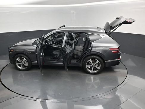 Used 2022 Genesis GV80 3.5T Advanced + AWD/4WD image 17