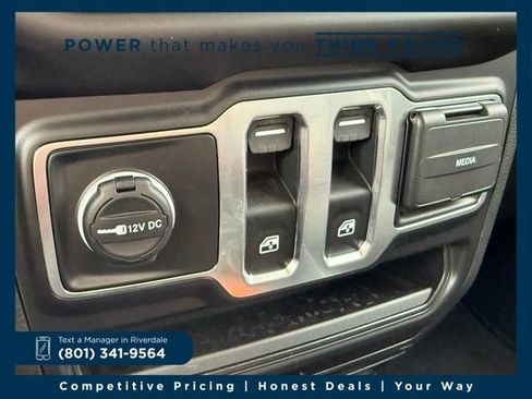 Used 2023 Jeep Wrangler Sport S image 22