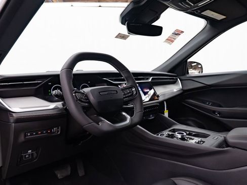 New 2026 Jeep Cherokee Limited image 24
