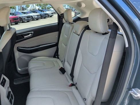 Used 2016 Ford Edge Titanium w/ Equipment Group 302A AWD/4WD image 14