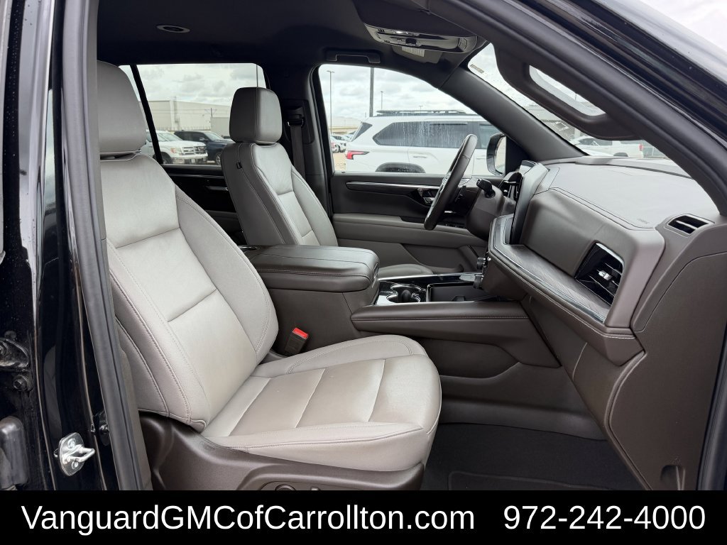 Used 2025 Chevrolet Tahoe LT RWD image 29