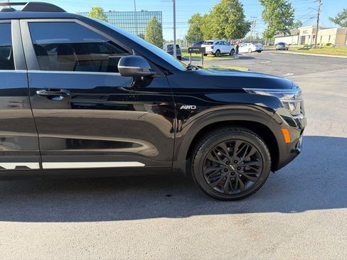 Certified 2022 Kia Seltos Nightfall Edition AWD/4WD image 6