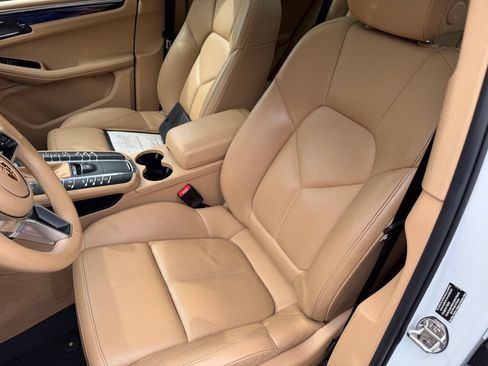 Used 2015 Porsche Macan S AWD/4WD image 54