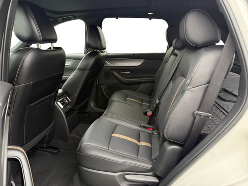 Used 2025 MAZDA CX-70 3.3 Turbo S w/ Premium Package image 16