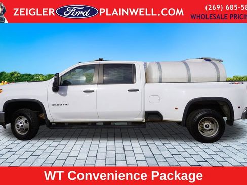 Used 2022 Chevrolet Silverado 3500 W/T w/ WT Convenience Package AWD/4WD image 2