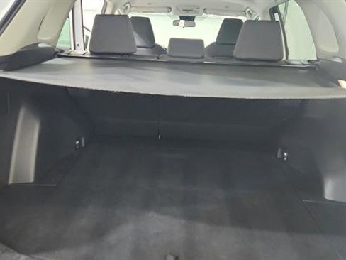 Used 2025 Toyota RAV4 XLE FWD image 10