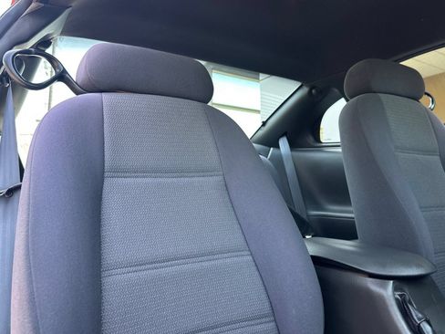 Used 2004 Ford Mustang Coupe RWD image 14