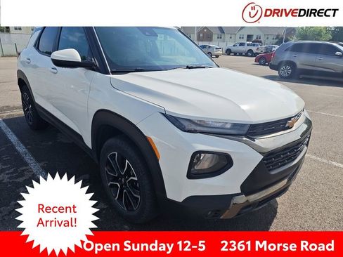 Used 2023 Chevrolet TrailBlazer ACTIV w/ Convenience Package AWD/4WD image 1