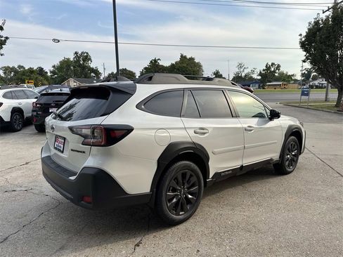 New 2025 Subaru Outback Onyx Edition image 5
