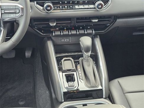 New 2026 GMC Canyon Elevation w/ Convenience Package image 16