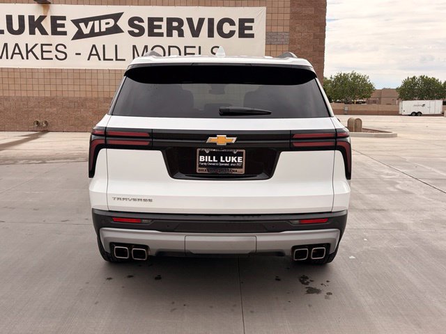 Used 2025 Chevrolet Traverse LT FWD image 9