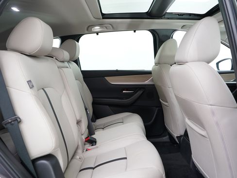 Certified 2025 MAZDA CX-90 Plug-In Hybrid w/Premium Sport image 15