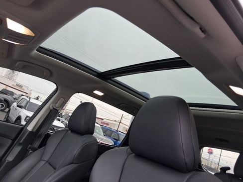 Used 2025 Subaru Ascent Bronze Edition image 13