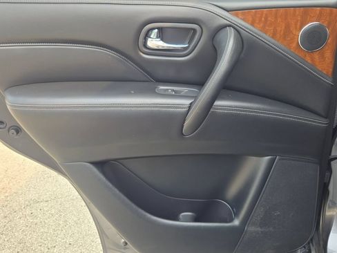 Used 2018 INFINITI QX80 4WD image 27