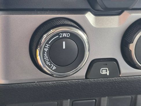Certified 2023 Toyota Tacoma SR AWD/4WD image 27