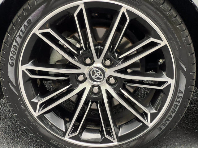 Used 2019 Toyota Avalon XSE w/ All Weather Liner Package FWD image 8