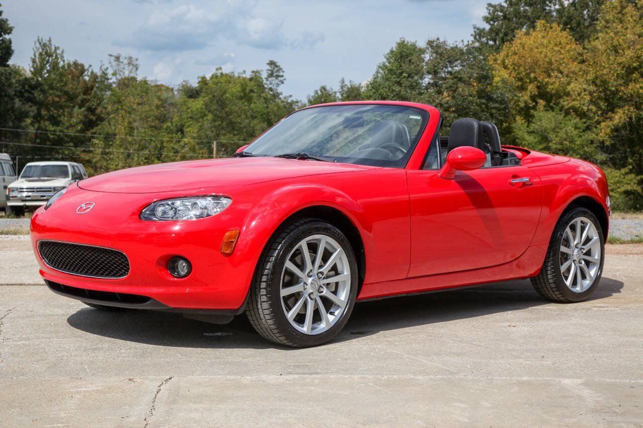 Used 2007 MAZDA MX-5 Miata Grand Touring w/ Premium Pkg RWD image 6
