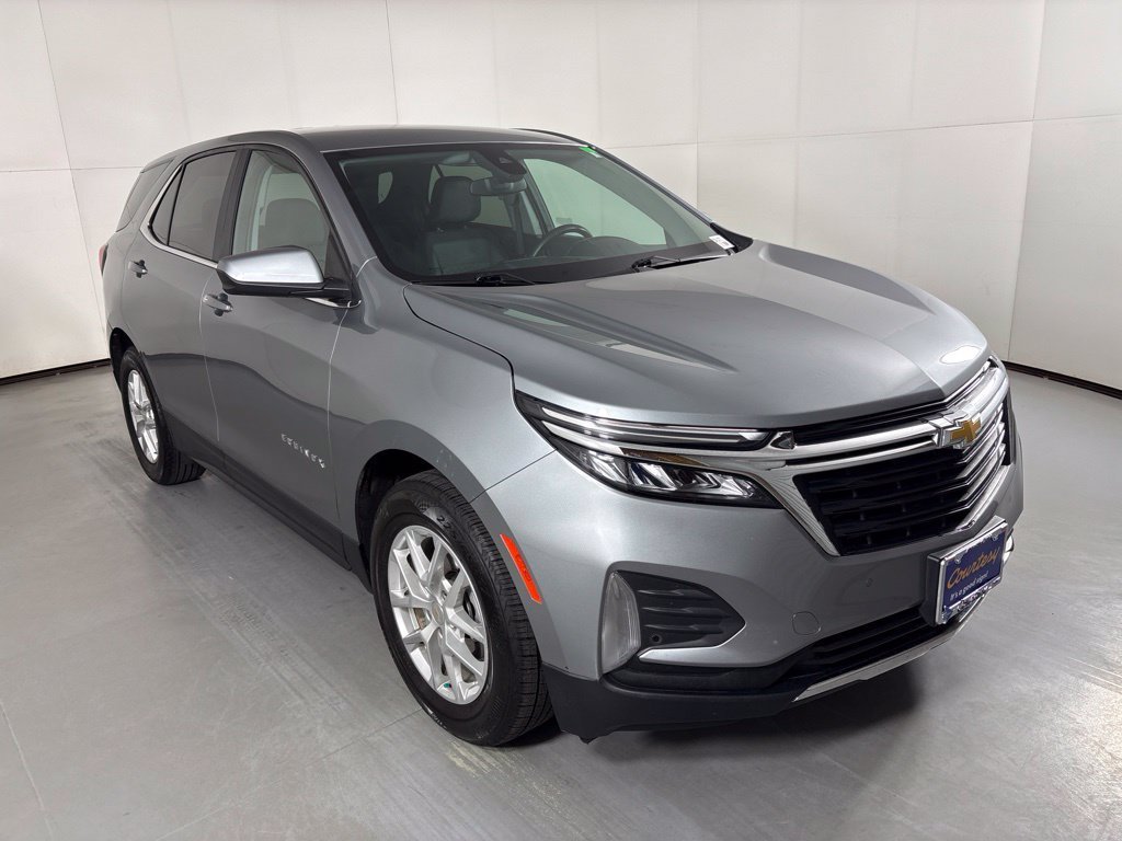 Used 2024 Chevrolet Equinox LT FWD image 2