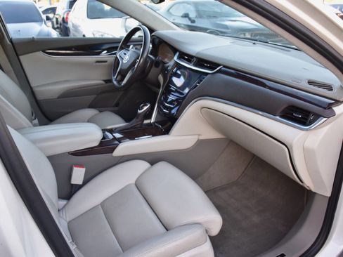 Used 2013 Cadillac XTS Platinum image 26
