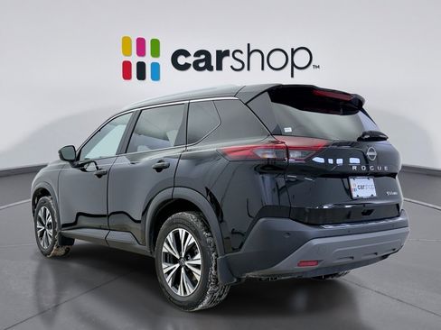 Used 2023 Nissan Rogue SV w/ SV Premium Package image 3