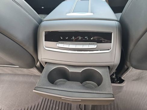 Used 2025 Cadillac Escalade Sport Platinum w/ LPO, ONYX Package image 13