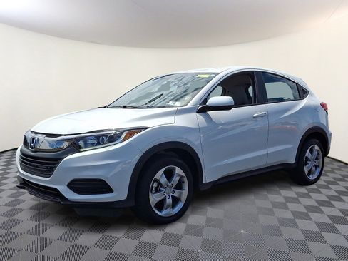 Used 2021 Honda HR-V LX image 3