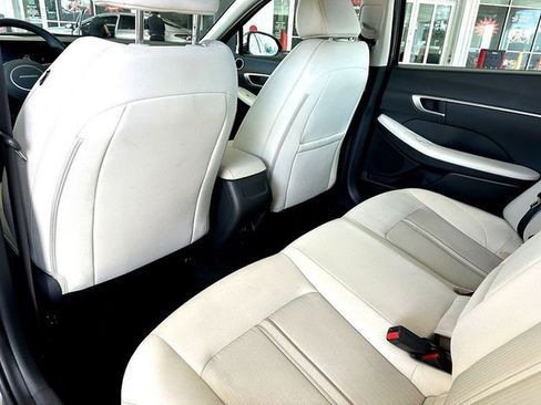Used 2025 Hyundai Sonata SEL FWD image 19