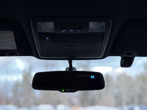 Used 2016 Toyota Tacoma TRD Sport image 21